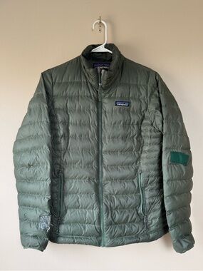 Patagonia Women's Down Sweater Jacket - Green - Small